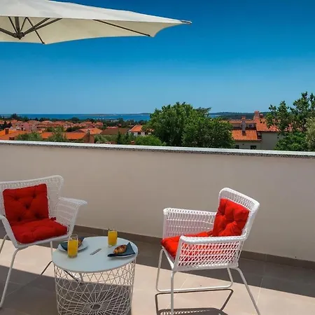Holiday home Mit Privatpool Fuer 8 Personen Ca 200 Qm In Medulin, Istrien Suedkueste Von Istrien Medulin